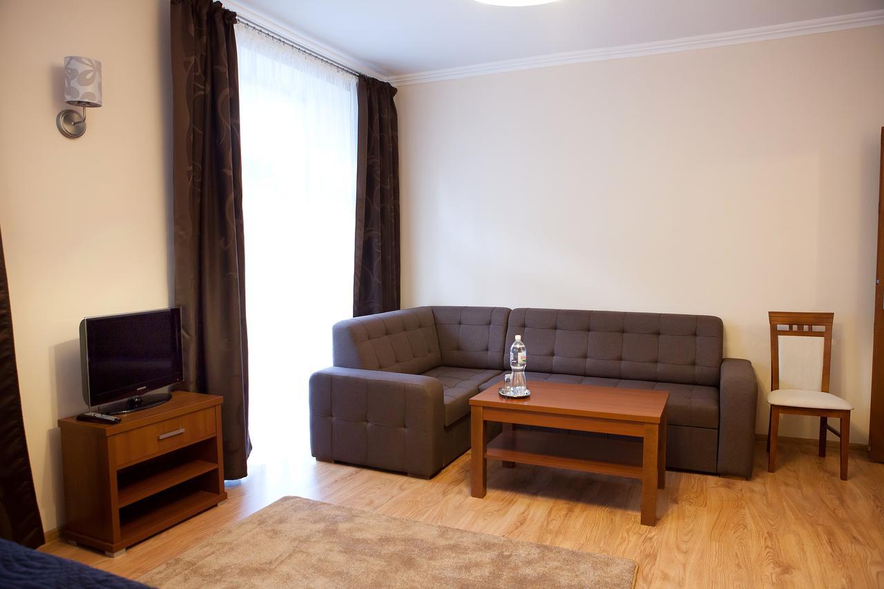 קילצה Hotel Srodmiejski מראה חיצוני תמונה