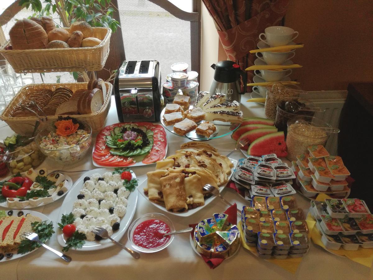 קילצה Hotel Srodmiejski מראה חיצוני תמונה