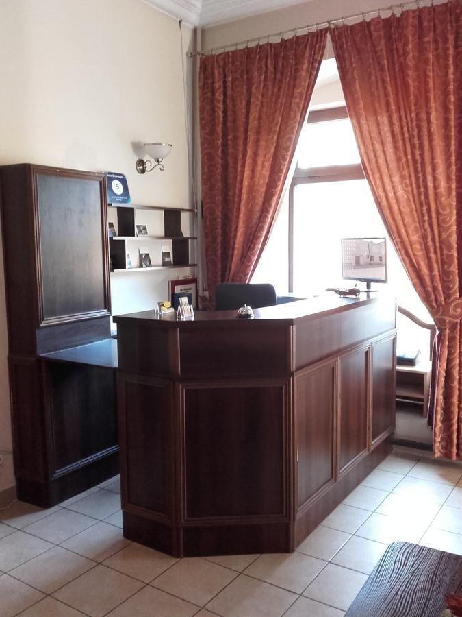 קילצה Hotel Srodmiejski מראה חיצוני תמונה